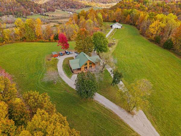 68.7 Acres of Land with Home for Sale in Kings Mountain, Kentucky