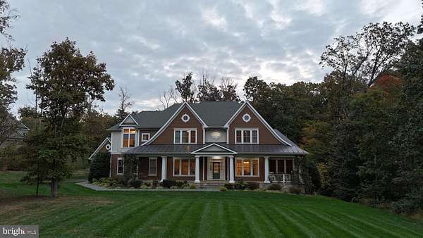 5 Acres of Residential Land with Home for Sale in Fairfax, Virginia