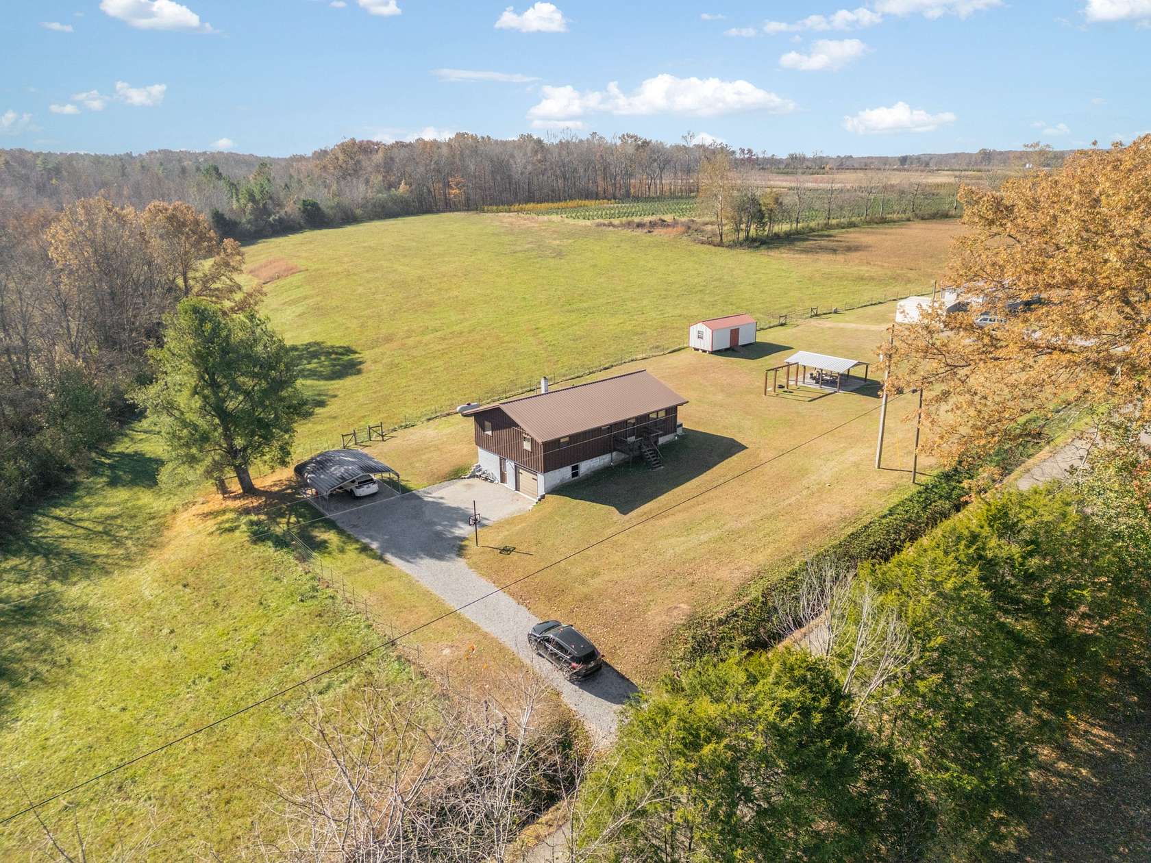 7 Acres of Land with Home for Sale in McMinnville, Tennessee