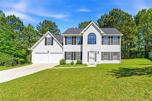 1.79 Acres of Land with Home for Sale in Decatur, Georgia