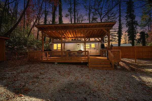 1 Acre of Land for Sale in Sapphire, North Carolina