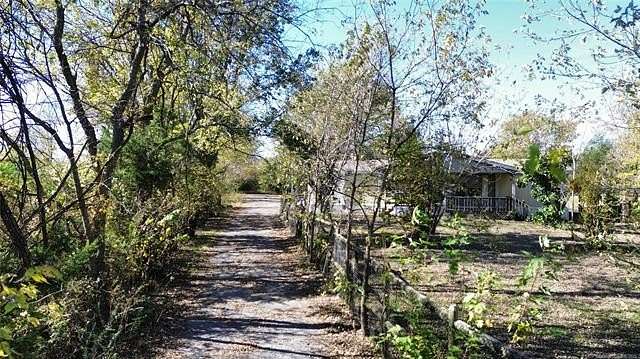 4.81 Acres of Residential Land with Home for Sale in Sapulpa, Oklahoma