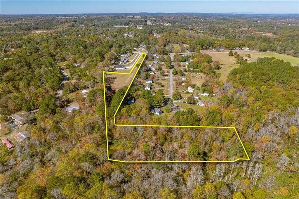 6 Acres of Residential Land for Sale in Auburn, Georgia