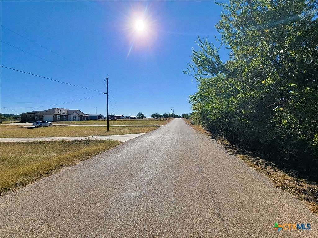 10 Acres of Residential Land for Sale in Kempner, Texas