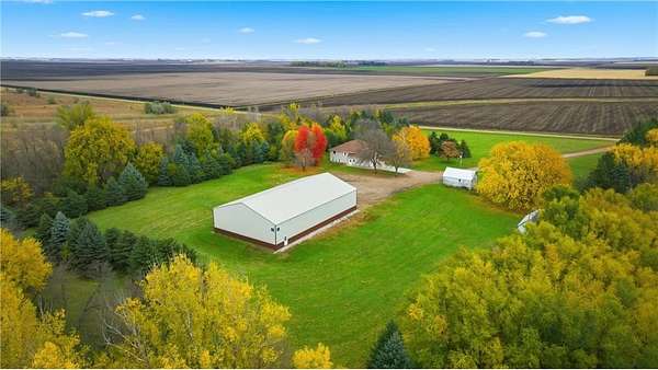 9.57 Acres of Residential Land with Home for Sale in Montevideo, Minnesota