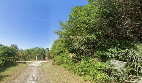 0.25 Acres of Residential Land for Sale in Lehigh Acres, Florida