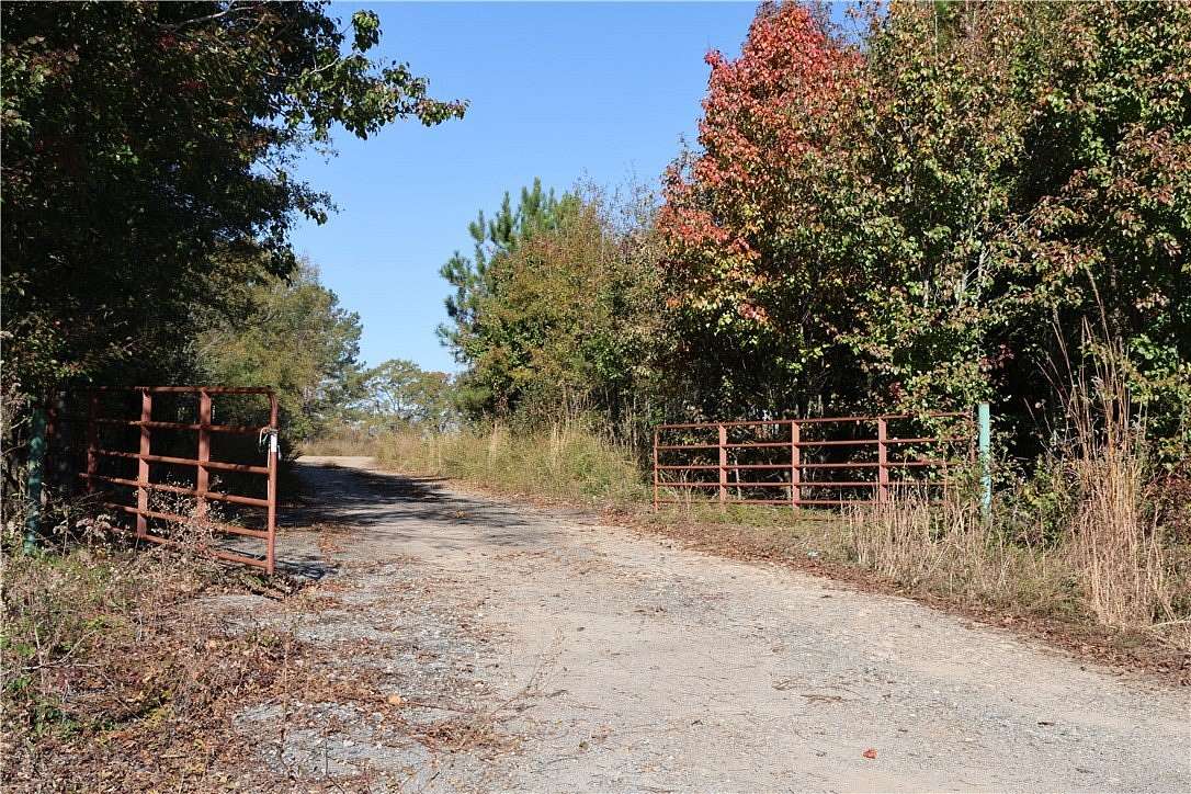 23.3 Acres of Commercial Land for Sale in Starr, South Carolina