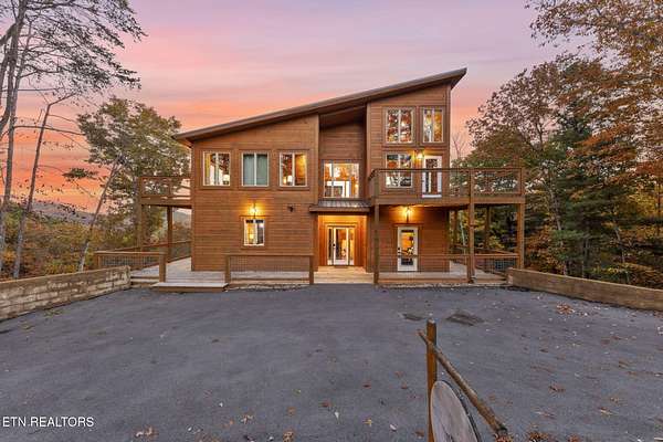 1.65 Acres of Residential Land with Home for Sale in Sevierville, Tennessee