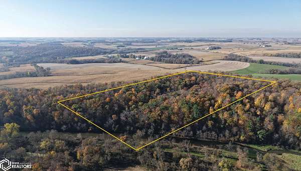 20 Acres of Land for Auction in Ridgeway, Iowa