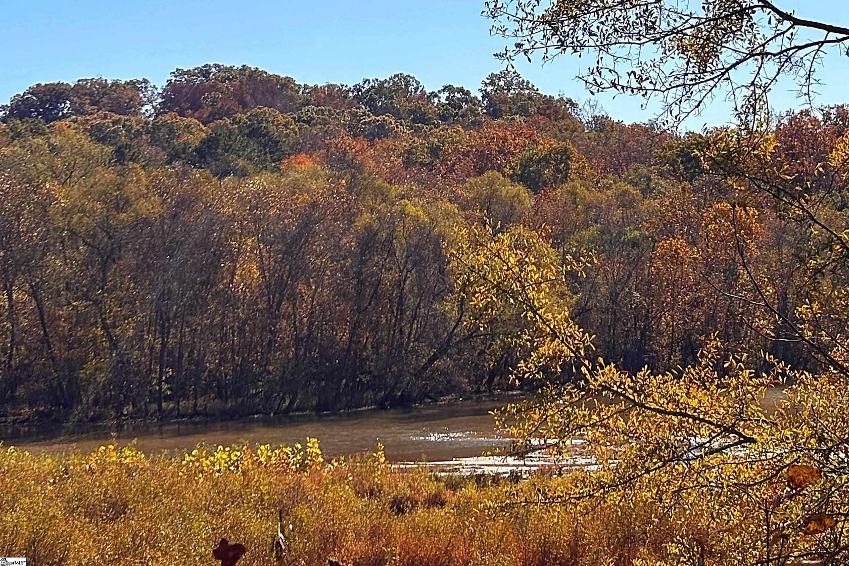 5 Acres of Residential Land for Sale in Laurens, South Carolina