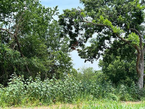 0.81 Acres of Residential Land for Sale in Colbert, Oklahoma
