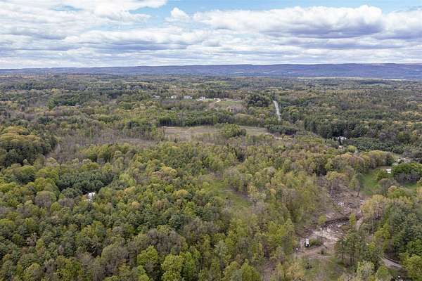 6 Acres of Residential Land with Home for Sale in Middle Grove, New York