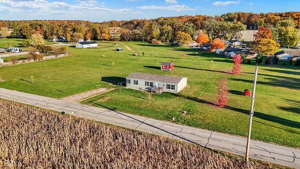1.6 Acres of Residential Land with Home for Sale in Carthage, Indiana