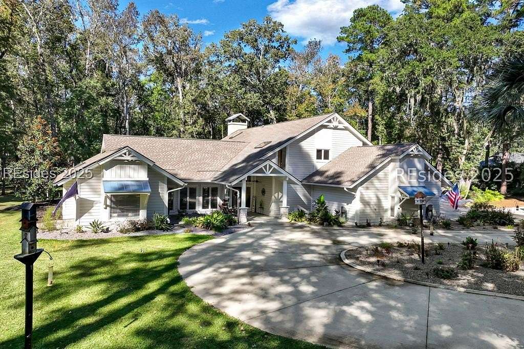 3.26 Acres of Residential Land with Home for Sale in Bluffton, South Carolina