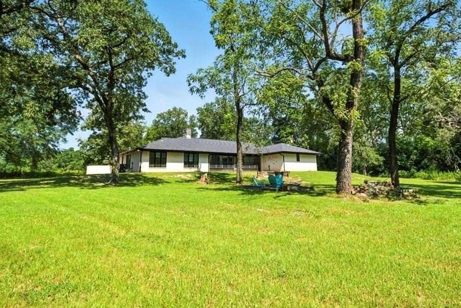 1.86 Acres of Improved Mixed-Use Land for Sale in Nacogdoches, Texas