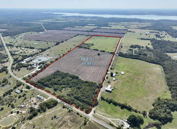 103 Acres of Agricultural & Residential Land for Sale in Frost, Texas