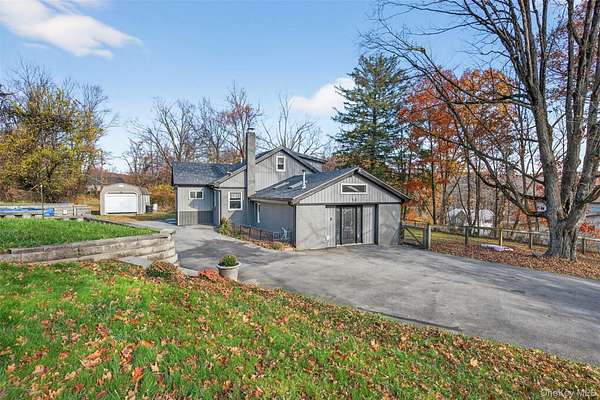 3 Acres of Residential Land with Home for Sale in Unionville, New York