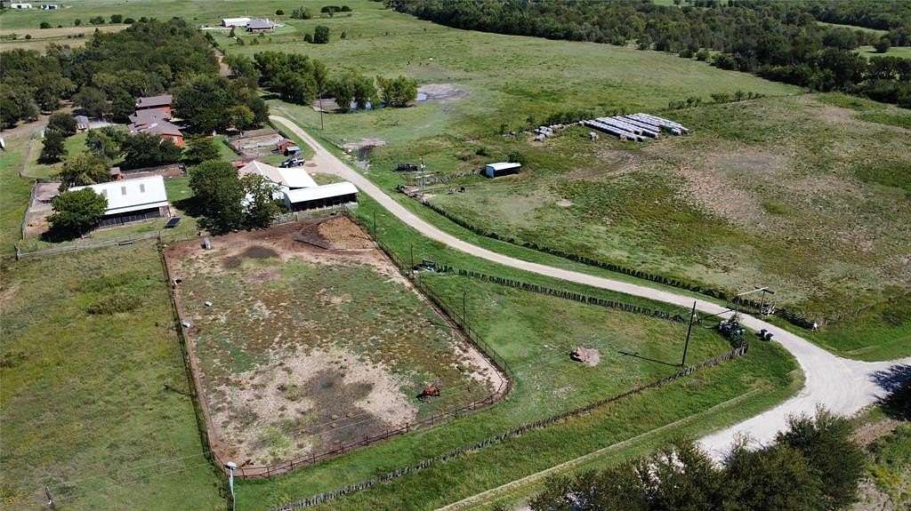 17 Acres of Land with Home for Sale in Blue Ridge, Texas