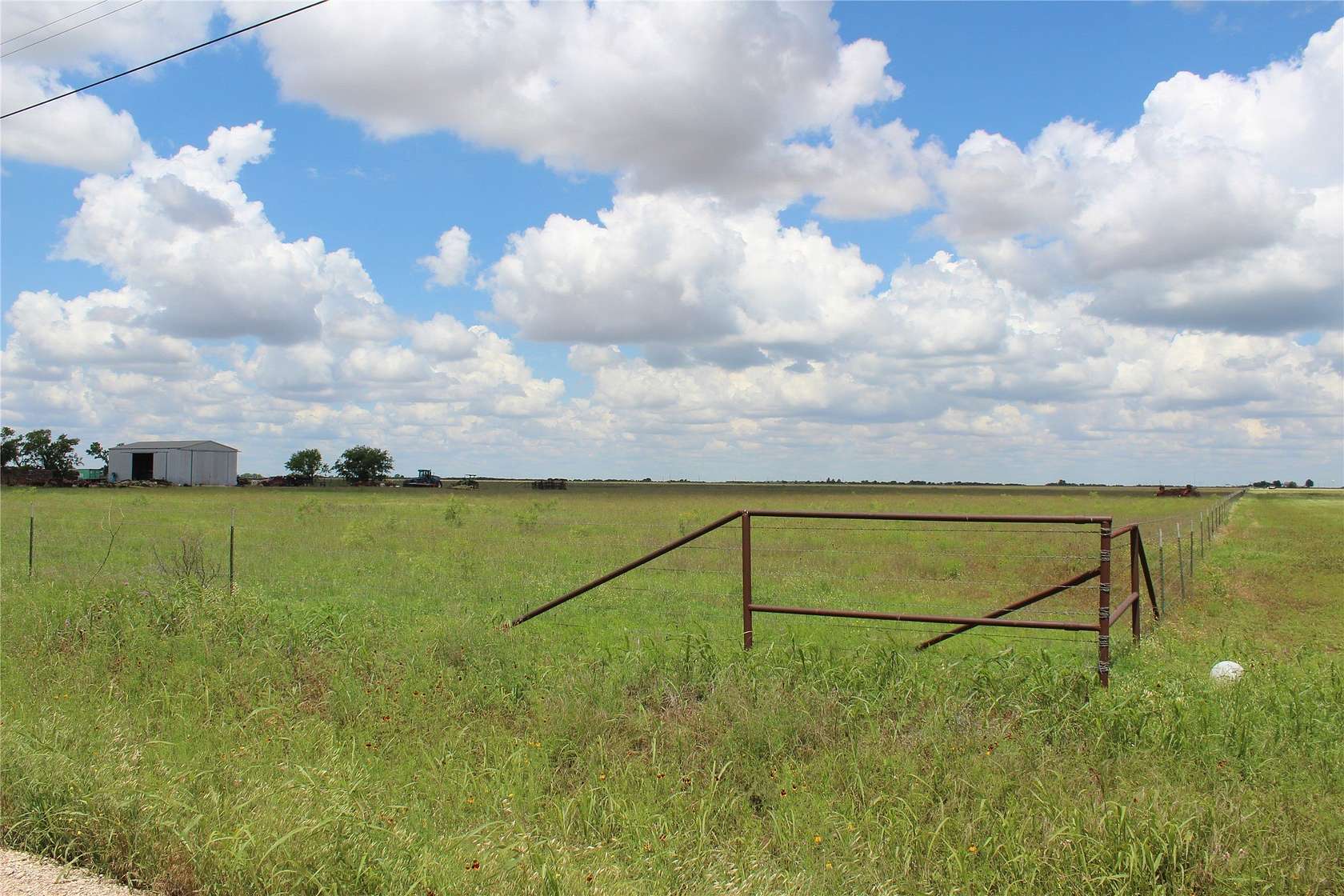 143 Acres of Agricultural & Residential Land for Sale in Hawley, Texas