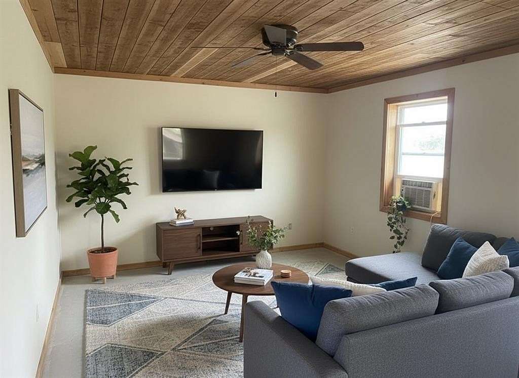 2.14 Acres of Residential Land with Home for Sale in Gainesville, Texas