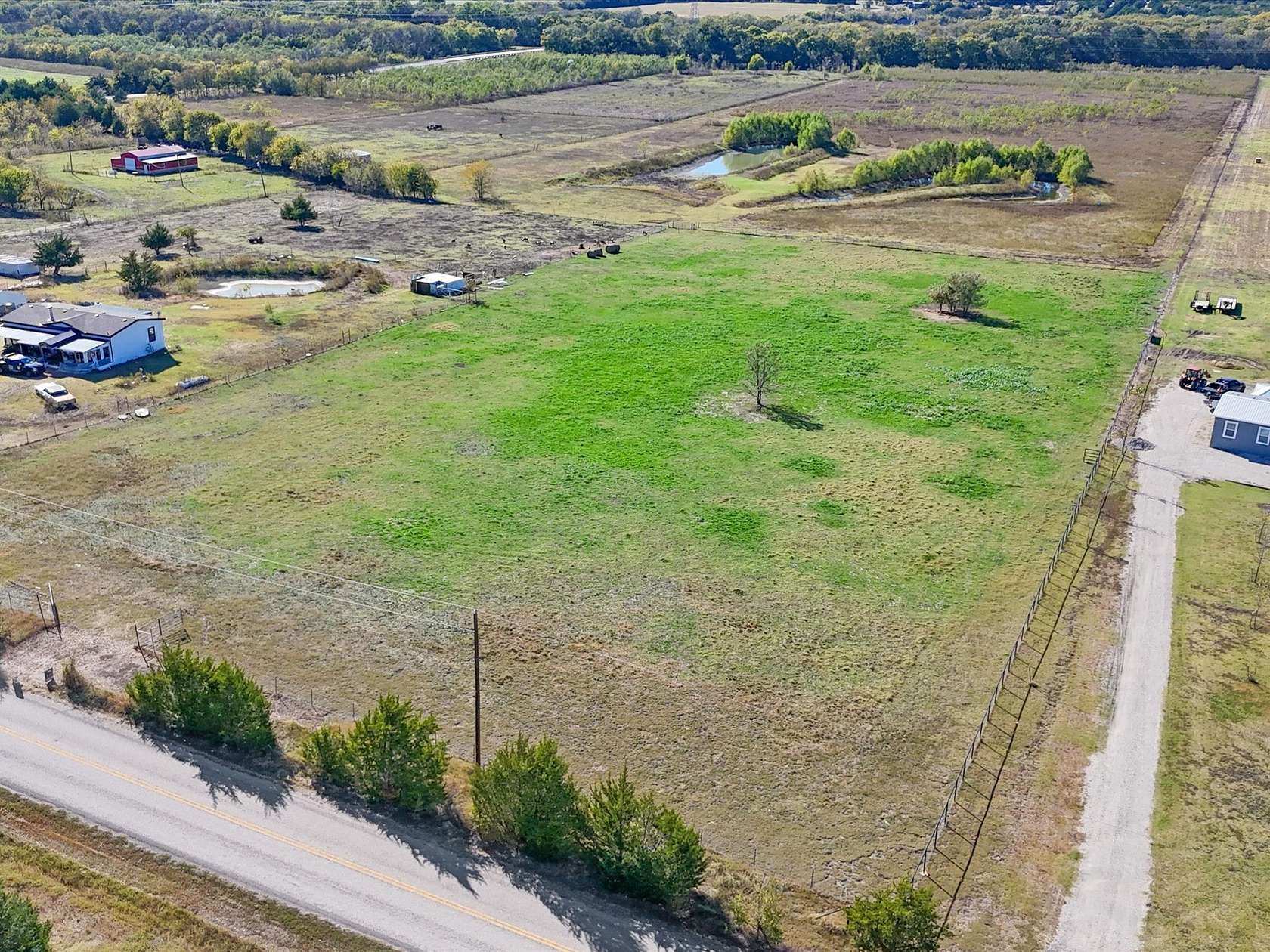15.8 Acres of Agricultural Land for Sale in Blue Ridge, Texas