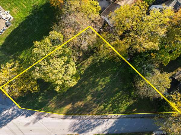 0.5 Acres of Residential Land for Sale in Wilmore, Kentucky