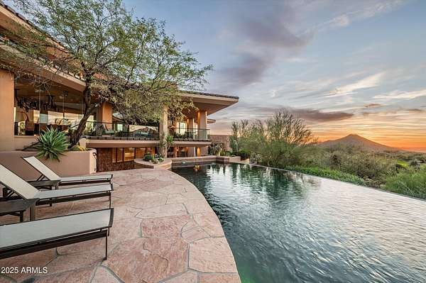 2.35 Acres of Residential Land with Home for Sale in Scottsdale, Arizona