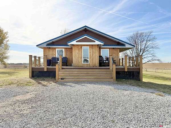 6 Acres of Residential Land with Home for Sale in Beatrice, Nebraska