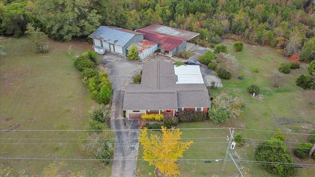 6.65 Acres of Residential Land with Home for Sale in Ozark, Alabama