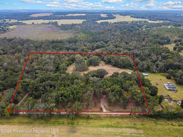 10 Acres of Land with Home for Sale in Brooksville, Florida