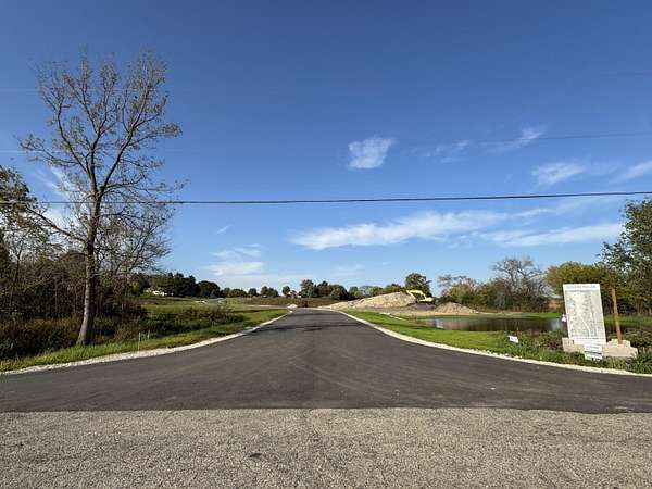 1 Acre of Residential Land for Sale in Big Bend, Wisconsin