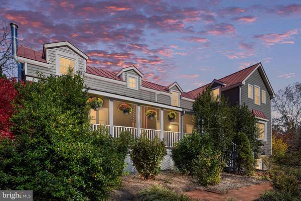 6 Acres of Residential Land with Home for Sale in Amissville, Virginia