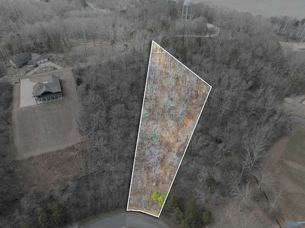 1.62 Acres of Land for Sale in Scottsboro, Alabama
