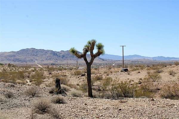 5 Acres of Residential Land for Sale in Joshua Tree, California