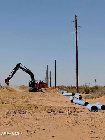 0.26 Acres of Mixed-Use Land for Sale in Horizon City, Texas