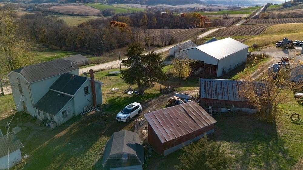 30.6 Acres of Land with Home for Sale in Bellevue, Iowa