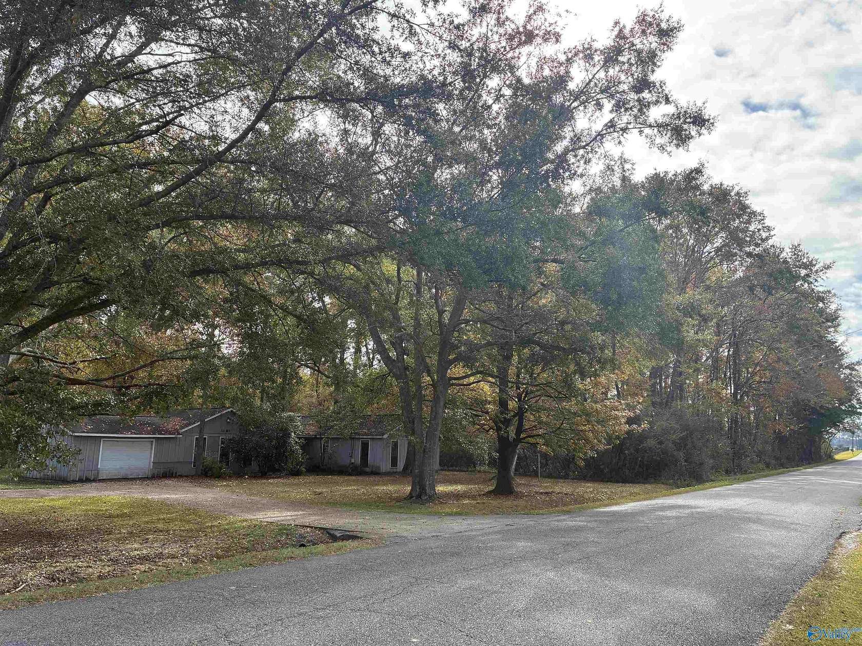 1.5 Acres of Residential Land with Home for Sale in Southside, Alabama