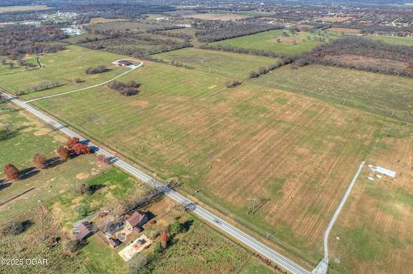 10 Acres of Land for Sale in Carthage, Missouri