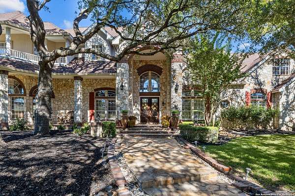 6.6 Acres of Land with Home for Sale in Fair Oaks Ranch, Texas