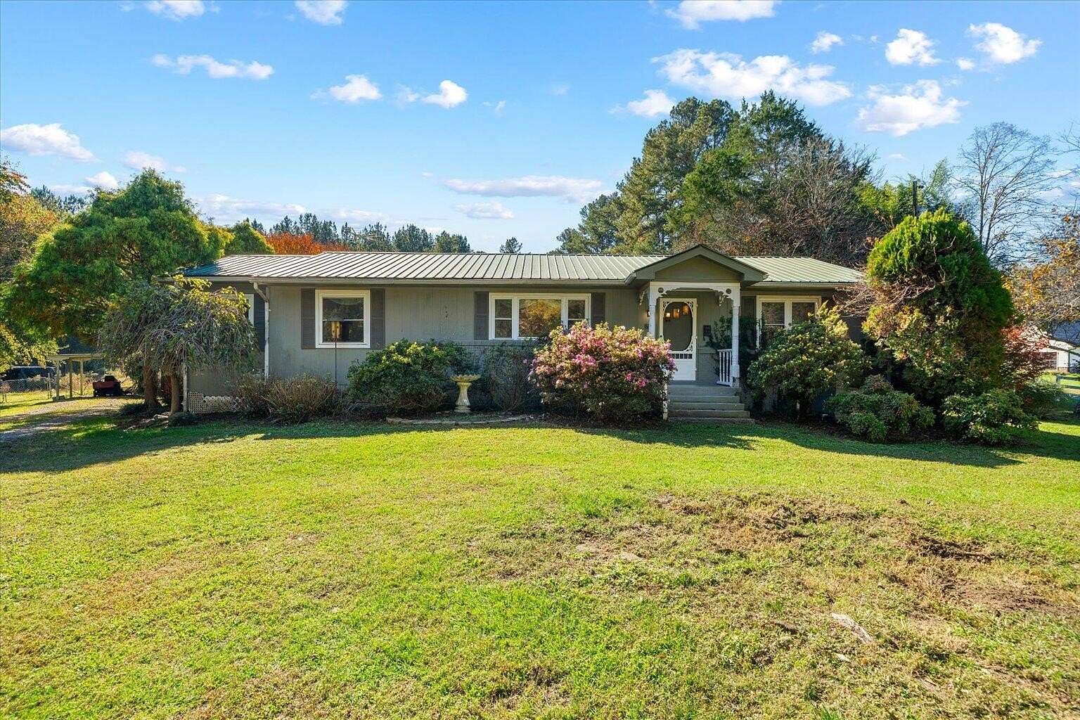 8 Acres of Land with Home for Sale in Chickamauga, Georgia