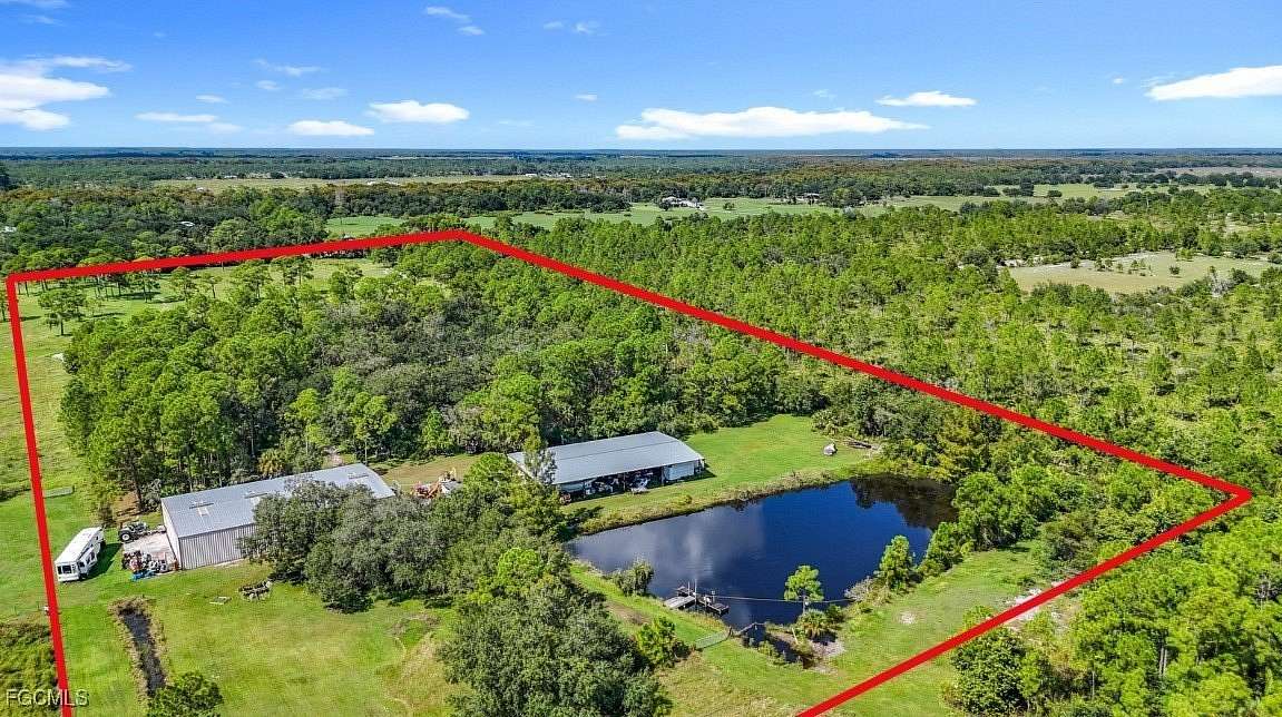 20 Acres of Recreational Land with Home for Sale in LaBelle, Florida