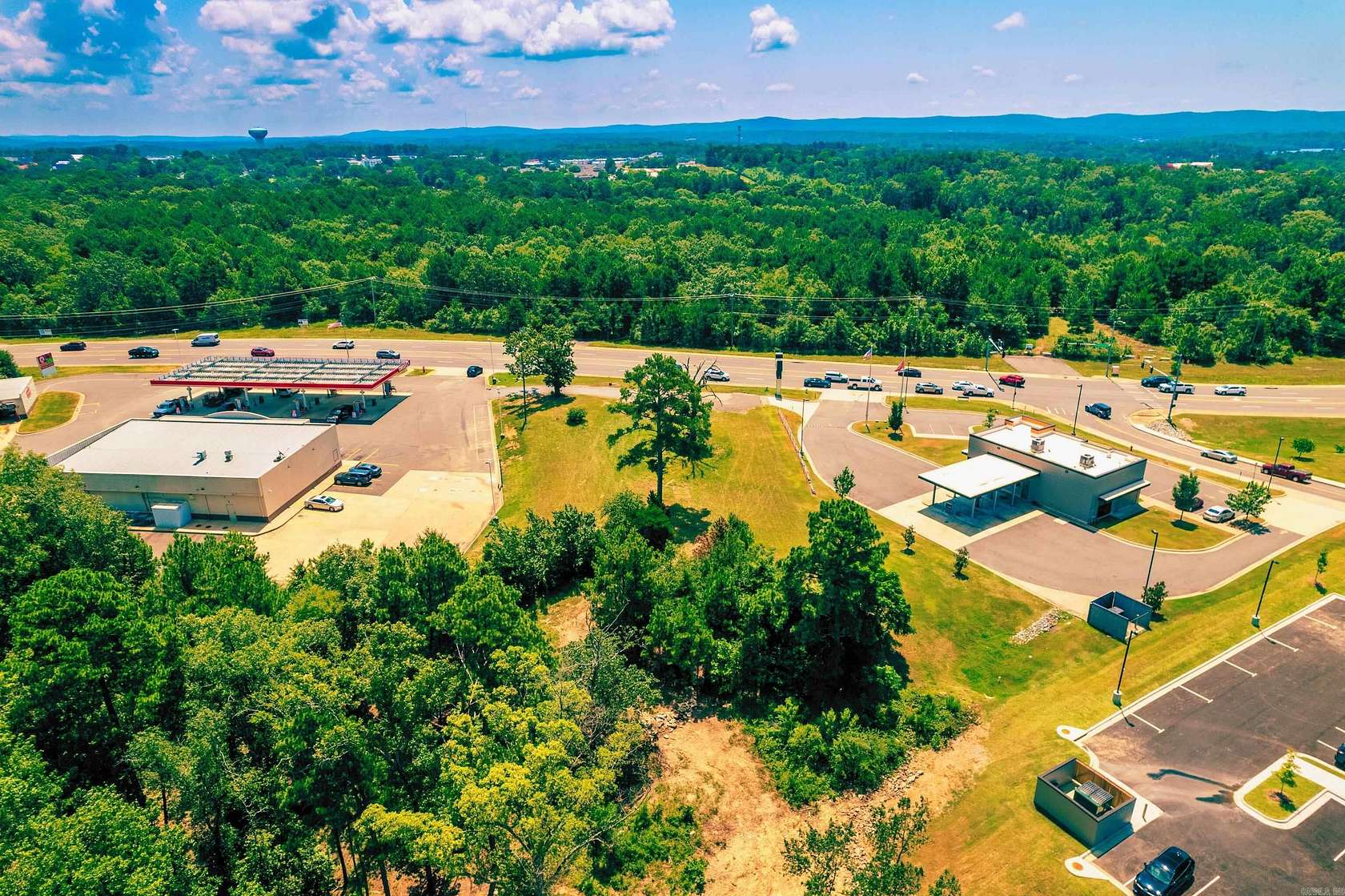 1.45 Acres of Mixed-Use Land for Sale in Hot Springs, Arkansas