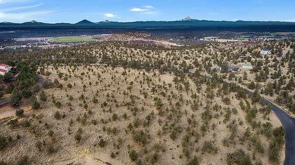 4.54 Acres of Residential Land for Sale in Terrebonne, Oregon