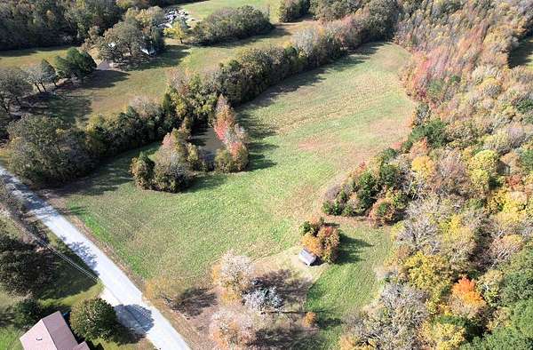 10.5 Acres of Land for Sale in Springville, Tennessee
