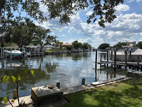 0.31 Acres of Residential Land for Sale in Tampa, Florida