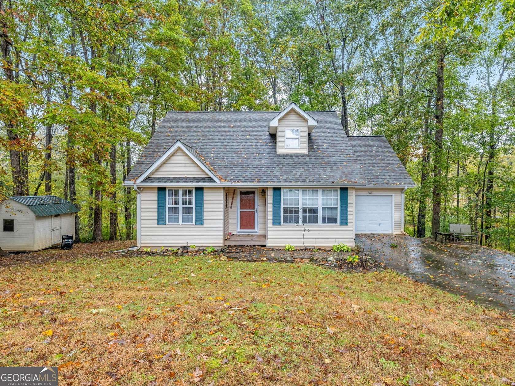 2.18 Acres of Residential Land with Home for Sale in Cornelia, Georgia