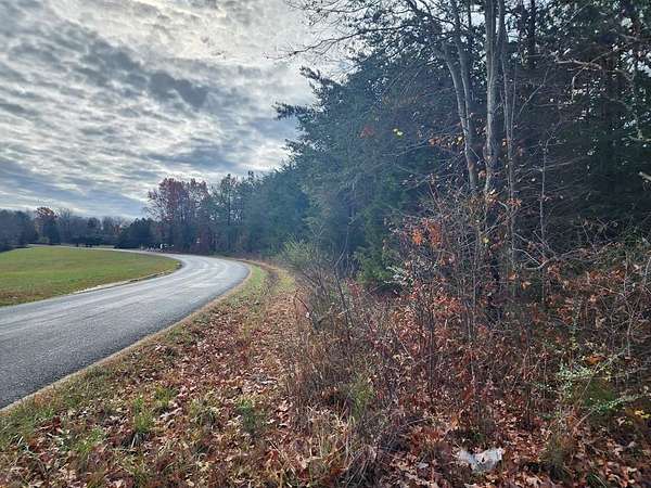 37.5 Acres of Recreational Land for Sale in Appomattox, Virginia