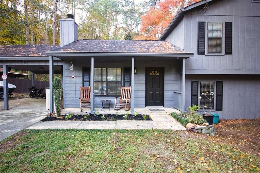 2 Acres of Residential Land with Home for Sale in Loganville, Georgia