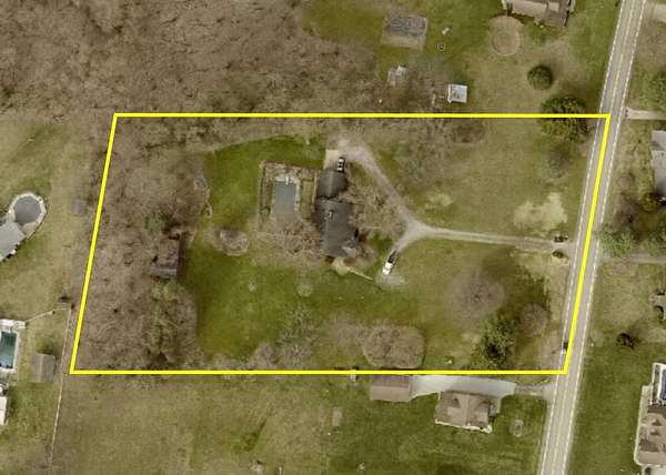 3 Acres of Residential Land with Home for Auction in Toronto, Ohio