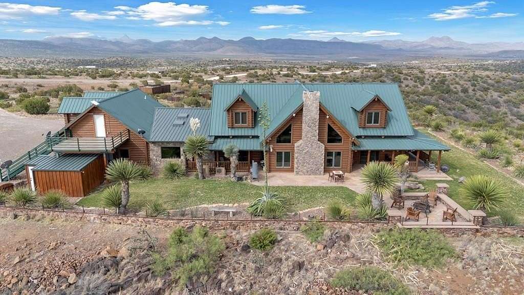 150 Acres of Recreational Land with Home for Sale in Alpine, Texas
